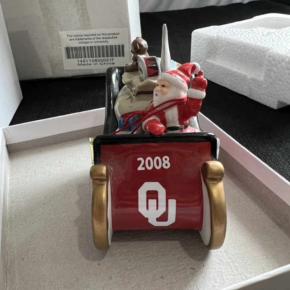 Oklahoma Sooners 2008 Christmas Sleigh Santa Figurine College‎ Football